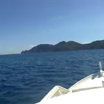 迪奥尼西亚一室公寓 *