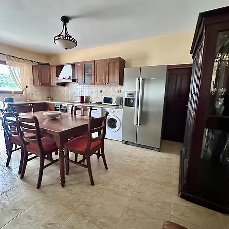 Апартаменты Dionysia *