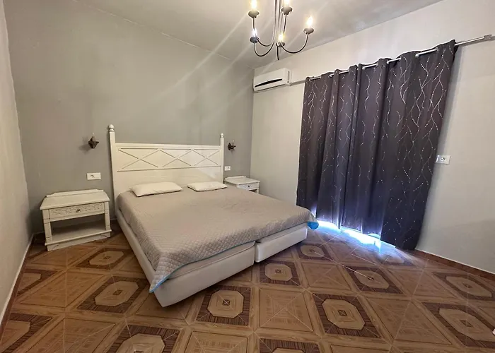 شقة Dionysia Kéfalos