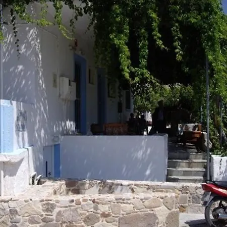 Dionysia * Kéfalos