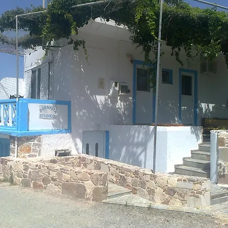 Dionysia Apartment *