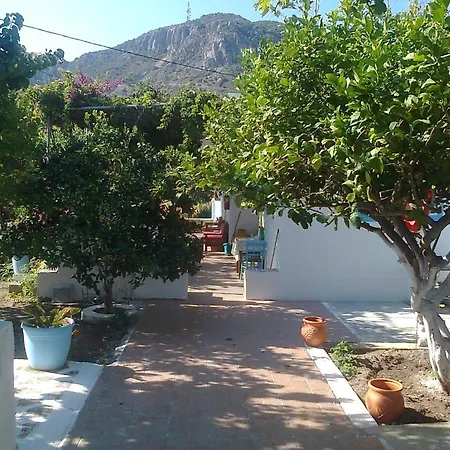 Dionysia Apartment *