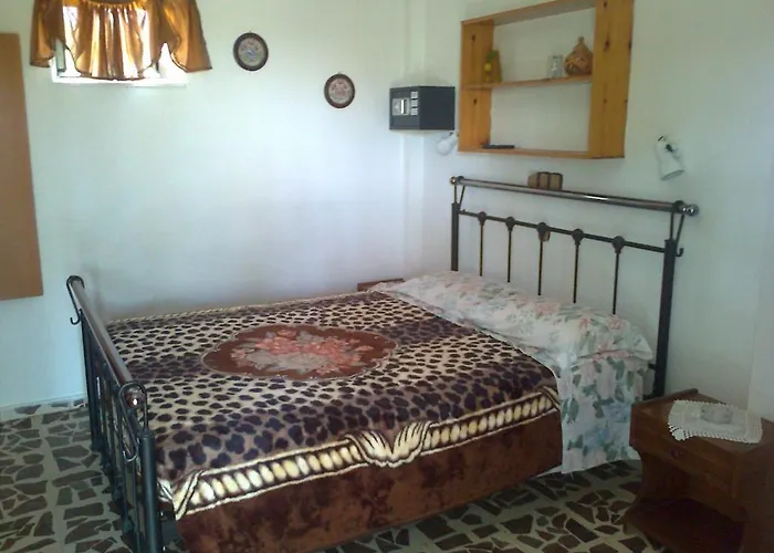 Dionysia Apartment *